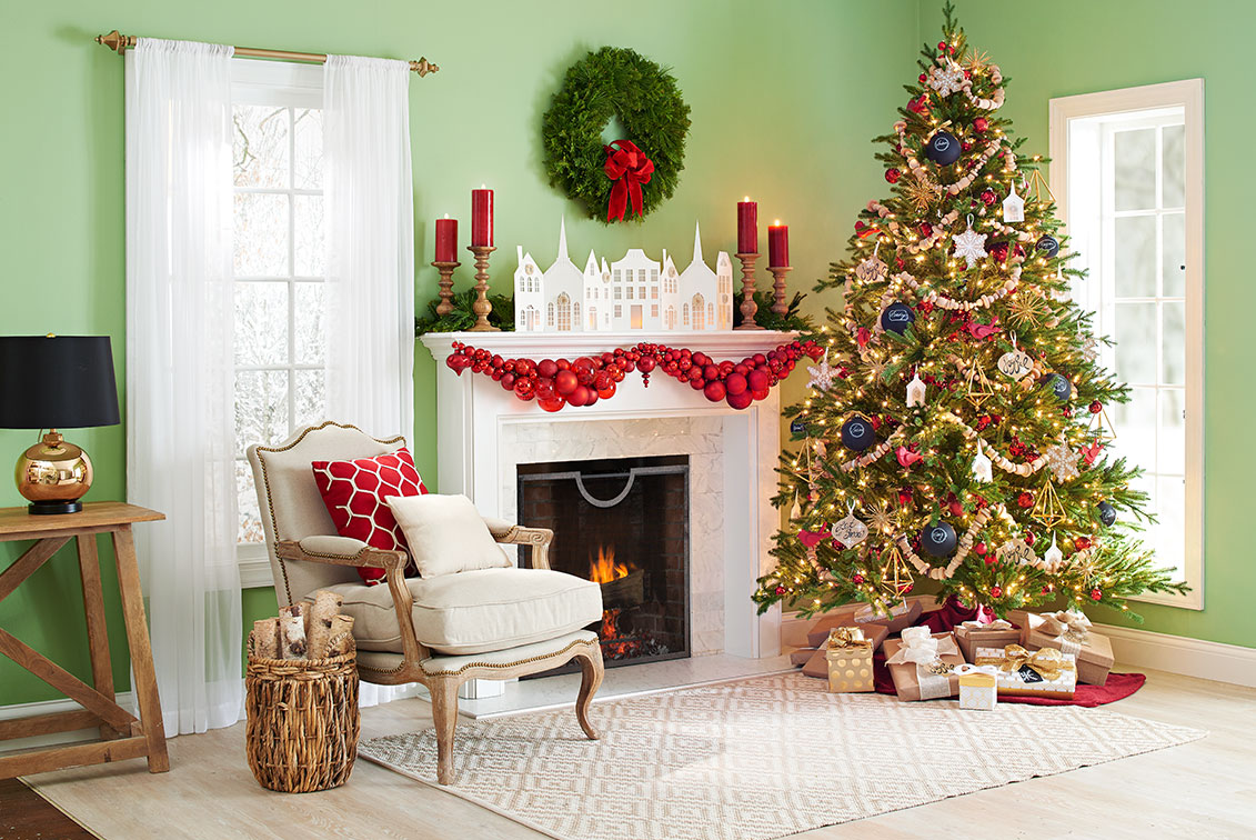Four easy do-it-yourself Christmas decorations ideas | Better Homes and ...