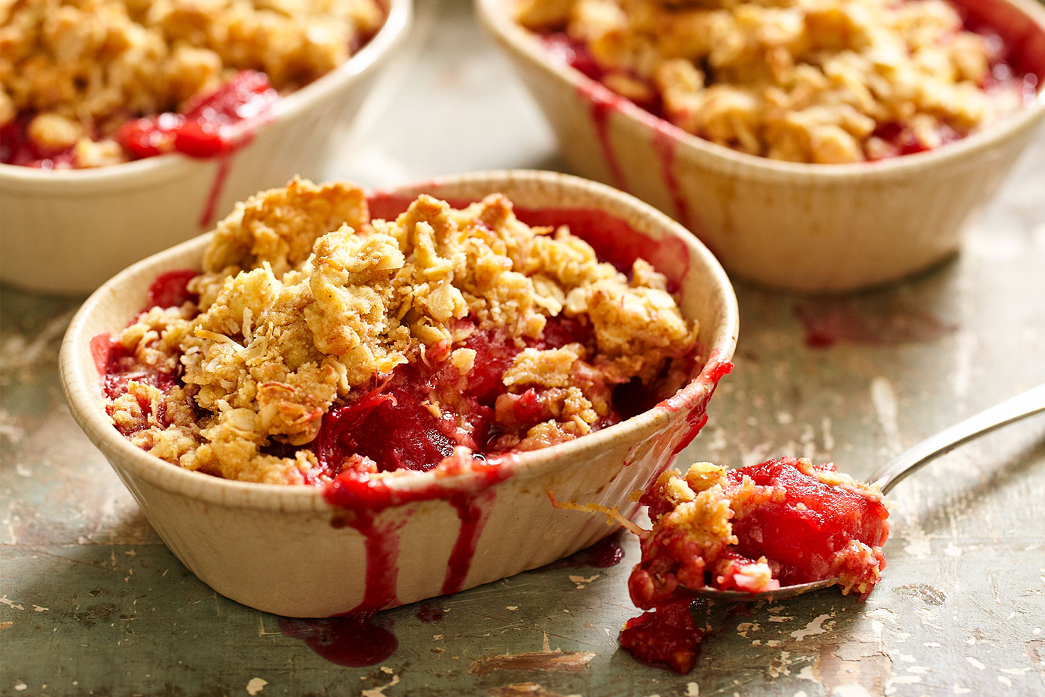 Apple, rhubarb and strawberry crumble recipe Recipe | Better Homes and ...