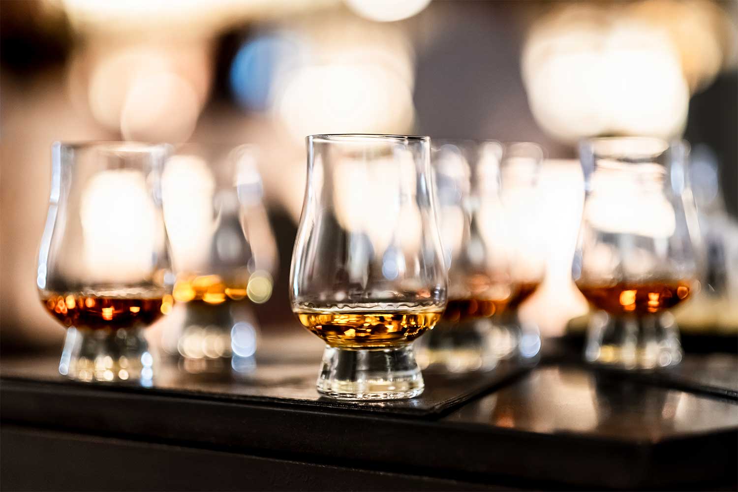 6 ways to taste whisky like a pro | Better Homes and Gardens